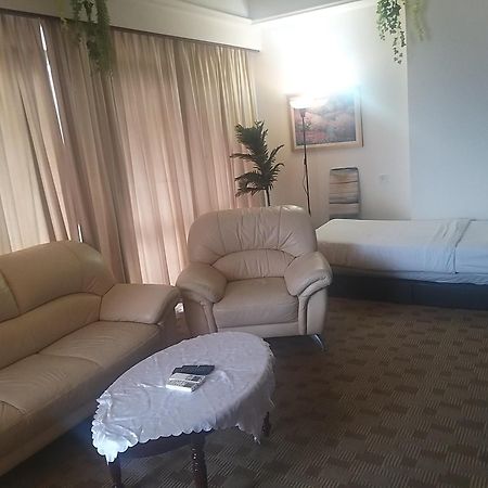 1 Imbi Suites Times Square Bukit Bintang Kl Куала-Лумпур Экстерьер фото