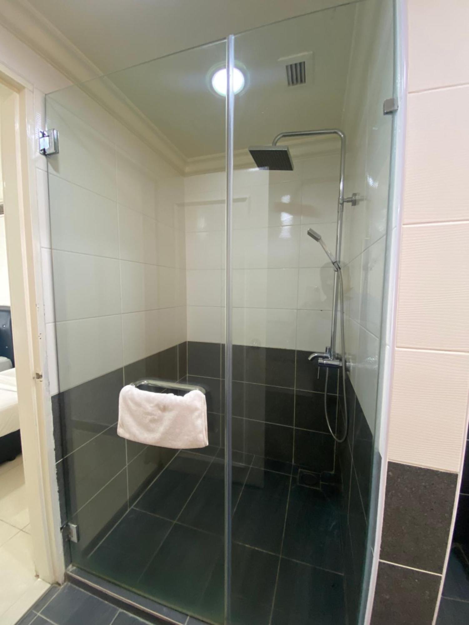 1 Imbi Suites Times Square Bukit Bintang Kl Куала-Лумпур Экстерьер фото