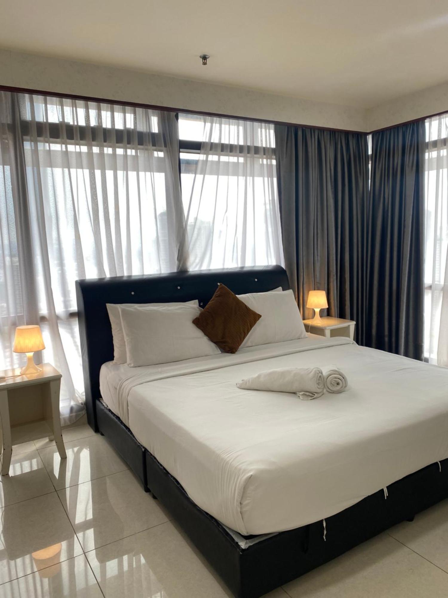 1 Imbi Suites Times Square Bukit Bintang Kl Куала-Лумпур Экстерьер фото