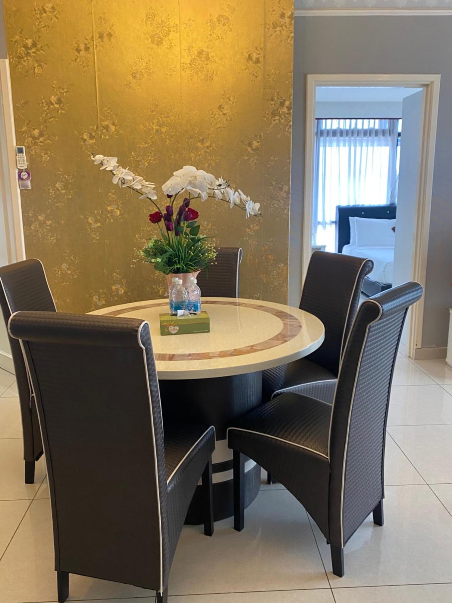 1 Imbi Suites Times Square Bukit Bintang Kl Куала-Лумпур Экстерьер фото