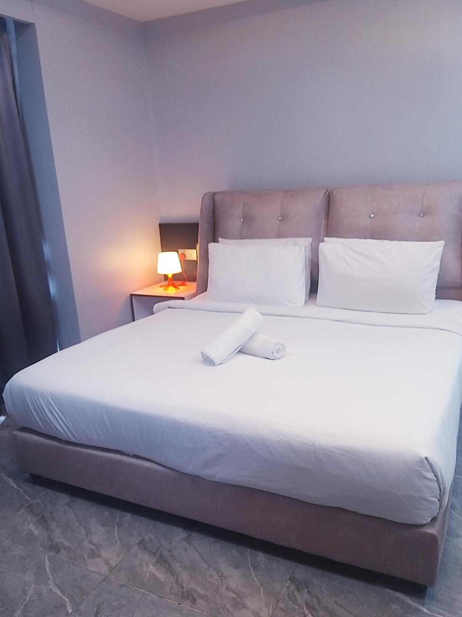 1 Imbi Suites Times Square Bukit Bintang Kl Куала-Лумпур Экстерьер фото